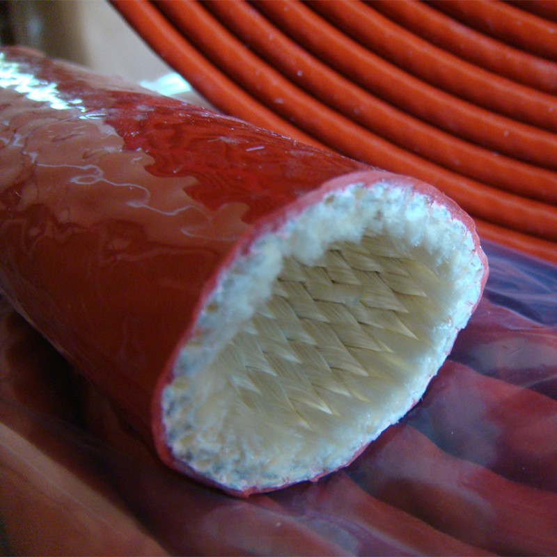 Manicotto in fibra di vetro con manicotto antincendio sottoposto a test ad alta temperatura